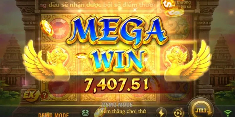 Hình ảnh một chiếc điện thoại thông minh hiển thị giao diện game Nổ Hũ của Loto188, với các ngón tay đang chạm vào màn hình để quay hũ.